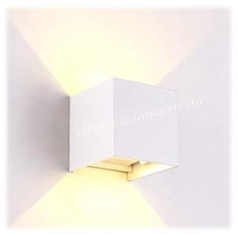 CREATIVE ADJUSTABLE WALL LAMP CUBE (UP&DOWN)