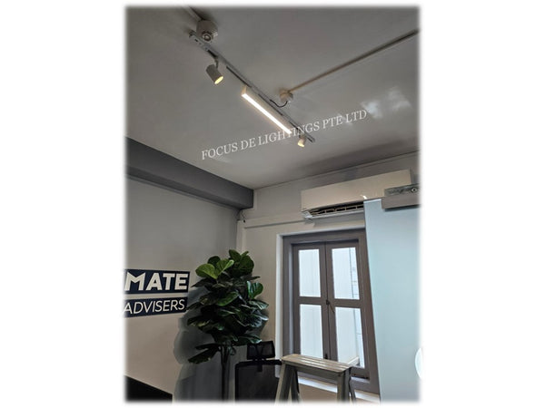 LINEAR TRACK FITTING LED 10w / 20w