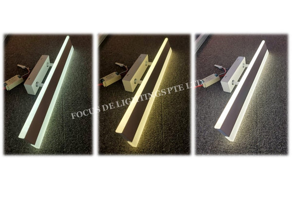 MIRROR WALL LAMP 8307 17W LED (TRI-COLOURS) WHITE + ARCYLIC