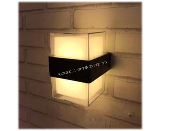 WALL LAMP IP54 LED ACRYLIC 511sq -SQUARE (ONLY WARM)